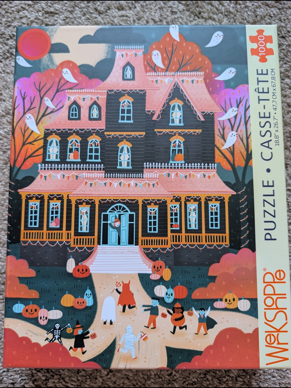 Halloween Haunted House 1000-Piece Puzzle - Black & Coral